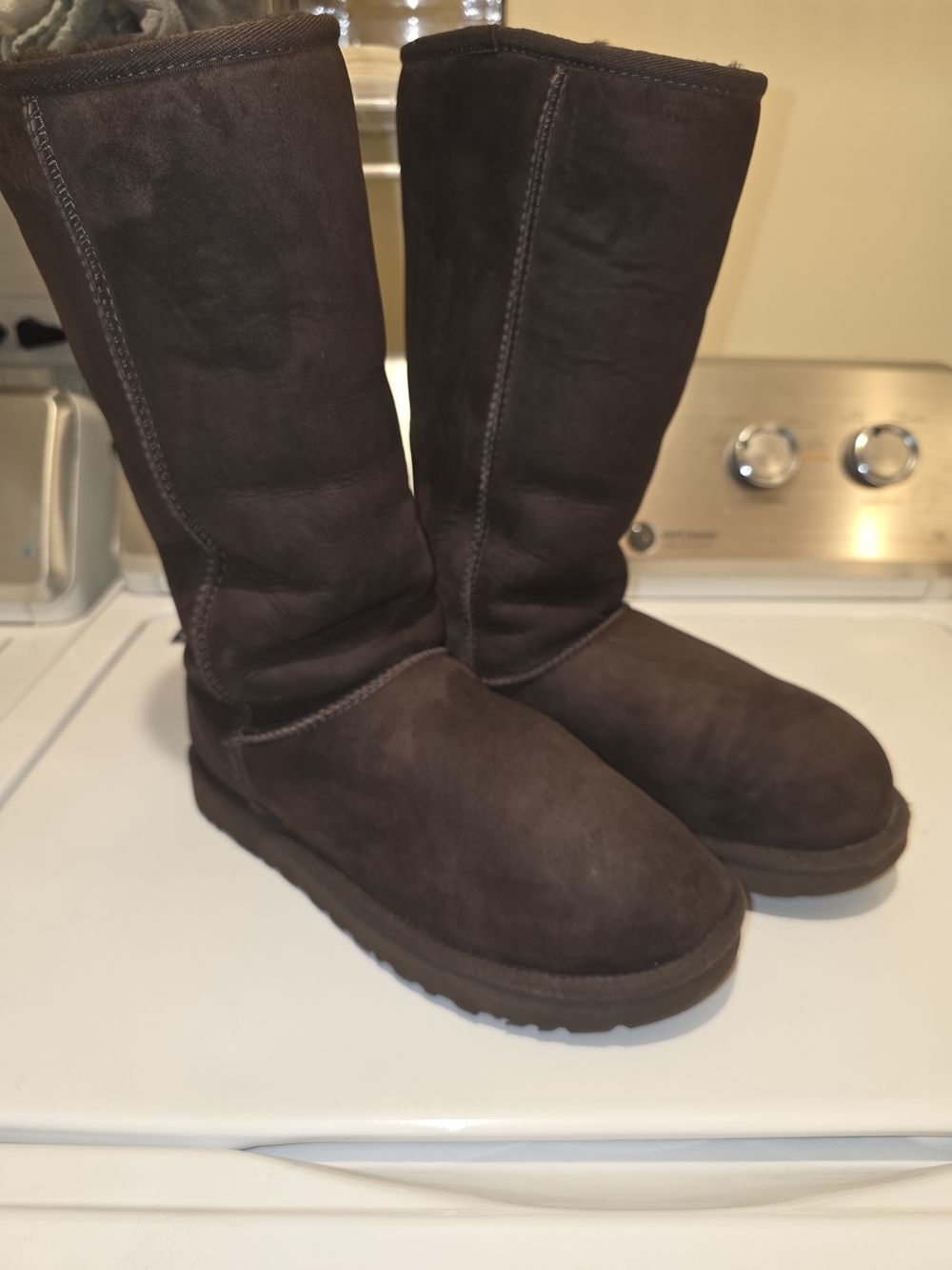 UGG Classic Tall Boot In Chocolate